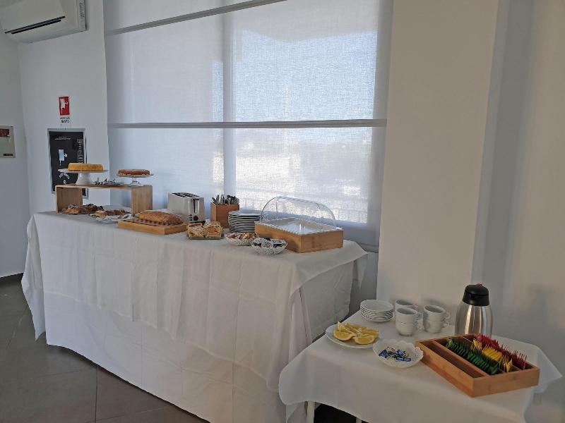 Travini Hotel Residence - Restoran