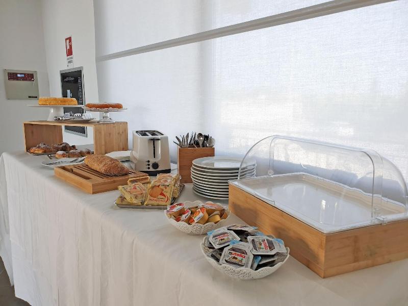 Travini Hotel Residence - Restoran