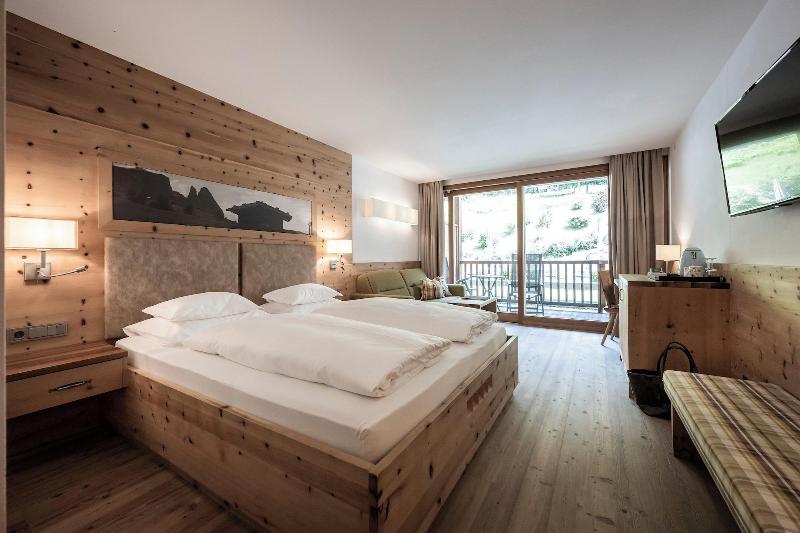 Dolomites Nature Hotel Vigilerhof - Oda