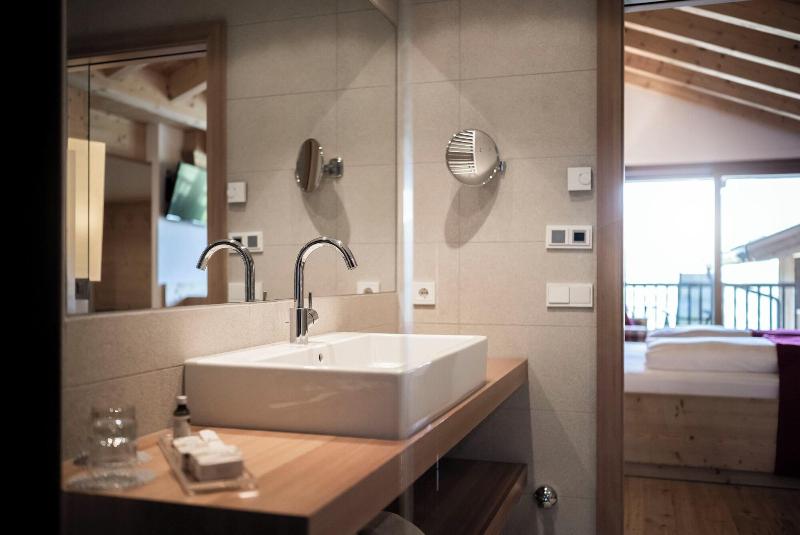 Dolomites Nature Hotel Vigilerhof - Oda