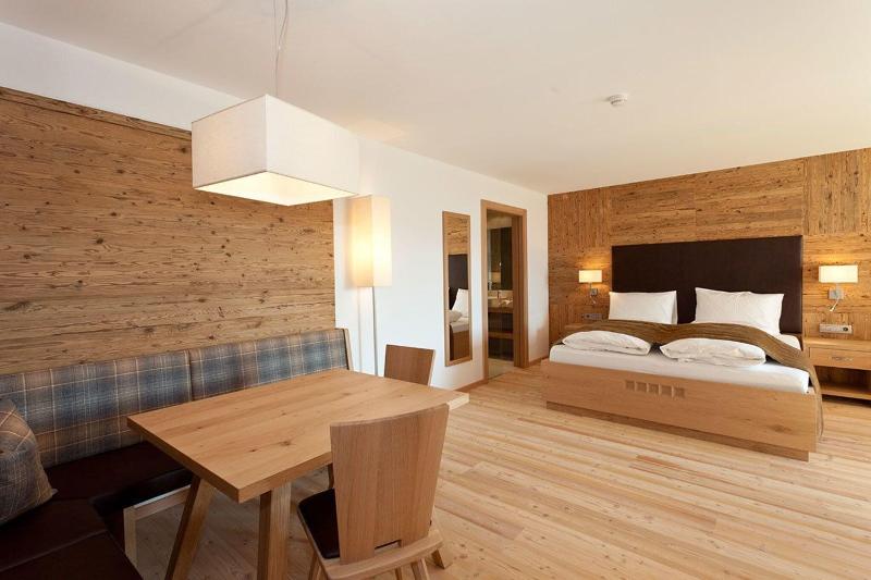 Dolomites Nature Hotel Vigilerhof - Oda