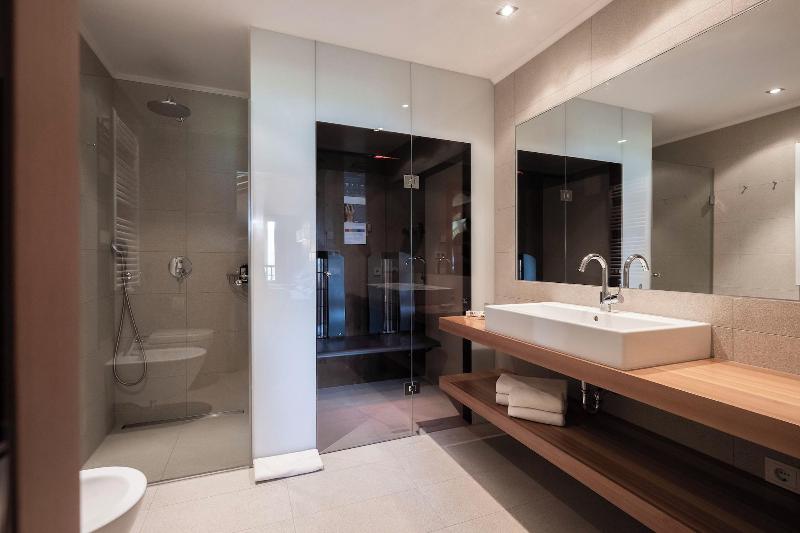 Dolomites Nature Hotel Vigilerhof - Oda