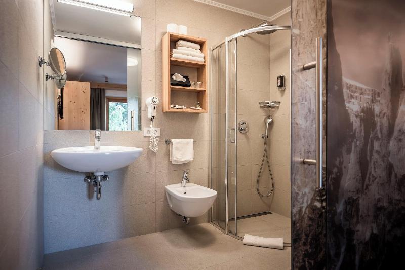 Dolomites Nature Hotel Vigilerhof - Oda
