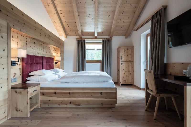 Dolomites Nature Hotel Vigilerhof - Oda