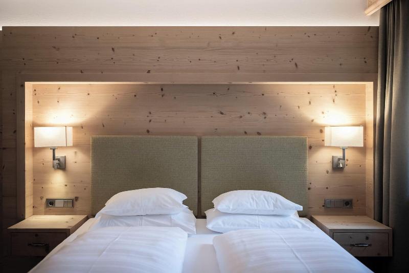 Dolomites Nature Hotel Vigilerhof - Oda