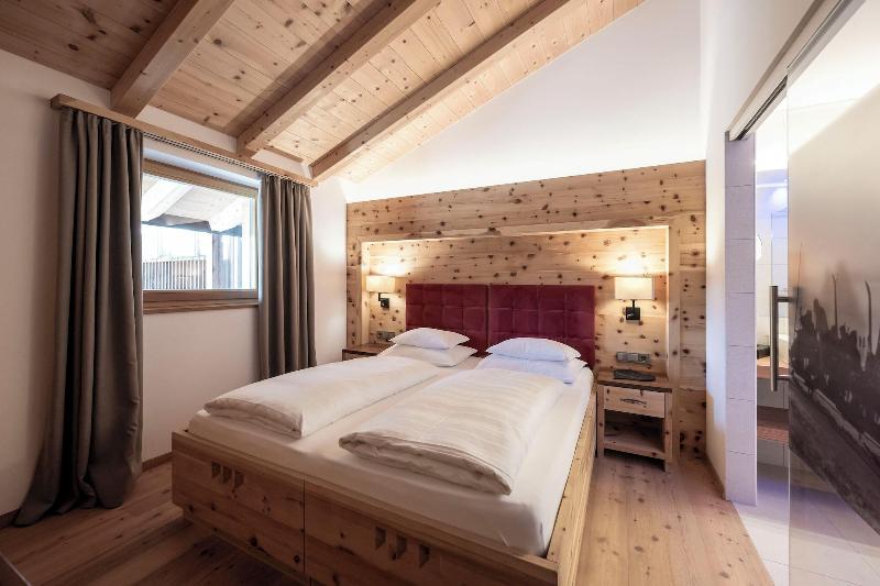 Dolomites Nature Hotel Vigilerhof - Oda