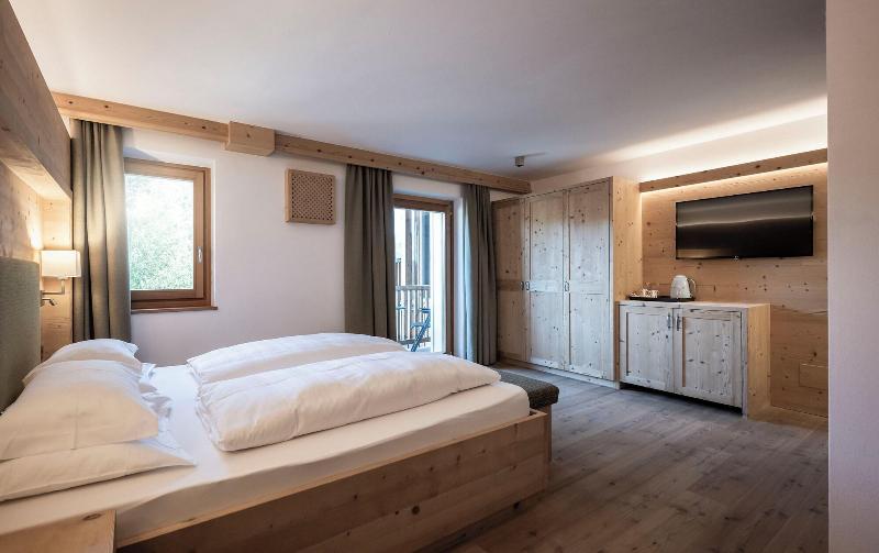 Dolomites Nature Hotel Vigilerhof - Oda
