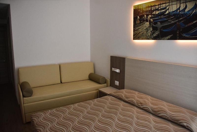Hotel Montreal - Oda