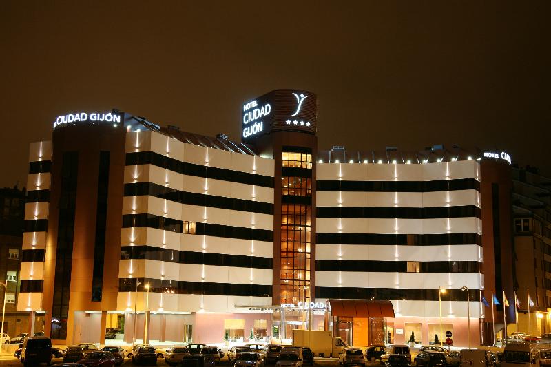 Silken Ciudad Gijon - Genel