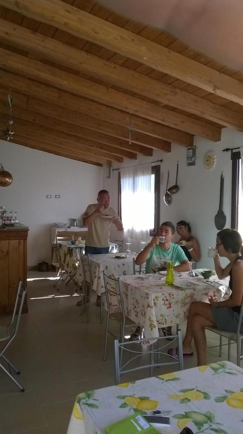 B&B Il Mirto di Paola - Restoran