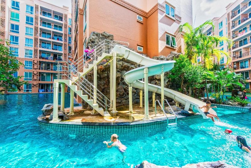 Athena Waterpark Jomtien Beach - Aktivite