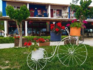 Teos Ormanci Tatil Koyu