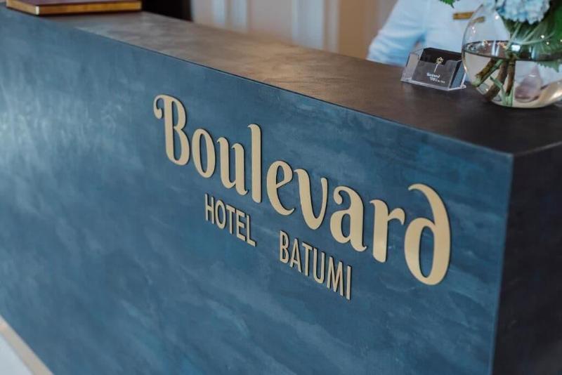 Boulevard Hotel Batumi - Lobi