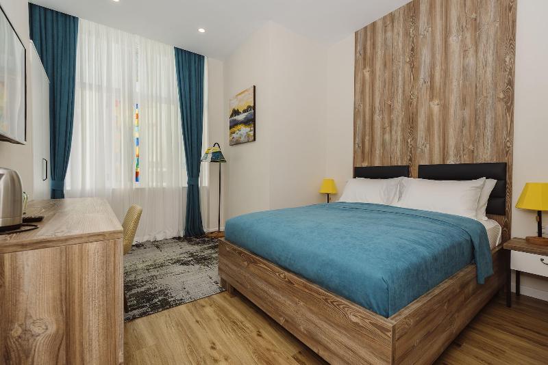 Boulevard Hotel Batumi - Oda