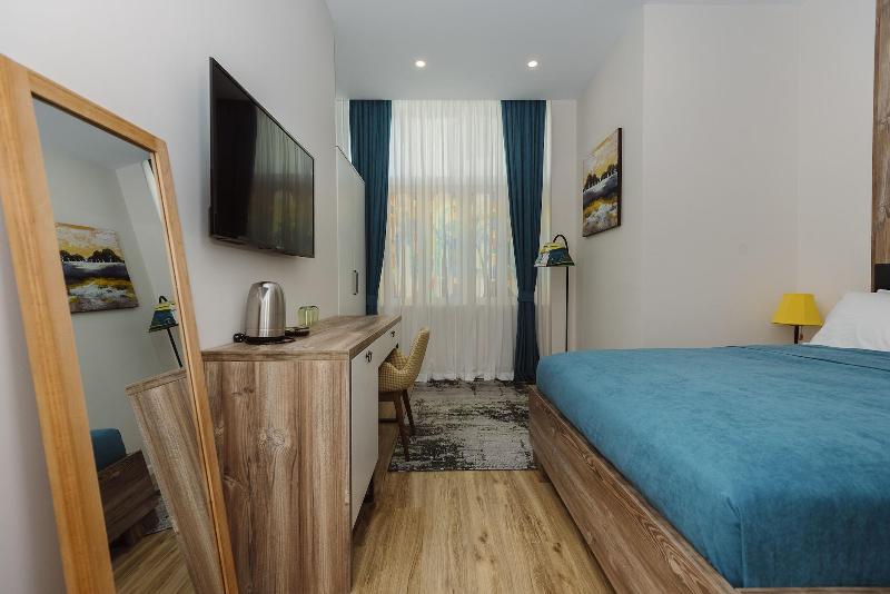 Boulevard Hotel Batumi - Oda