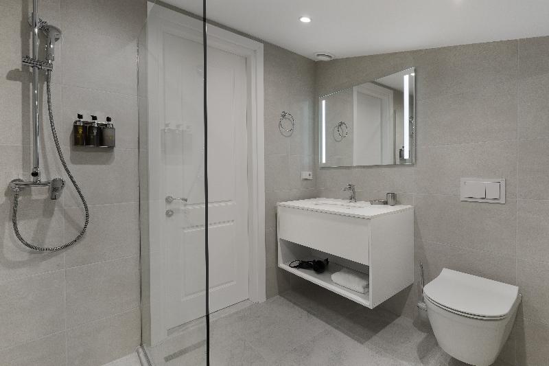 Boulevard Hotel Batumi - Oda