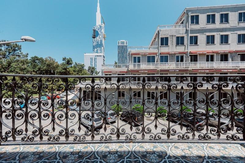 Boulevard Hotel Batumi - Oda