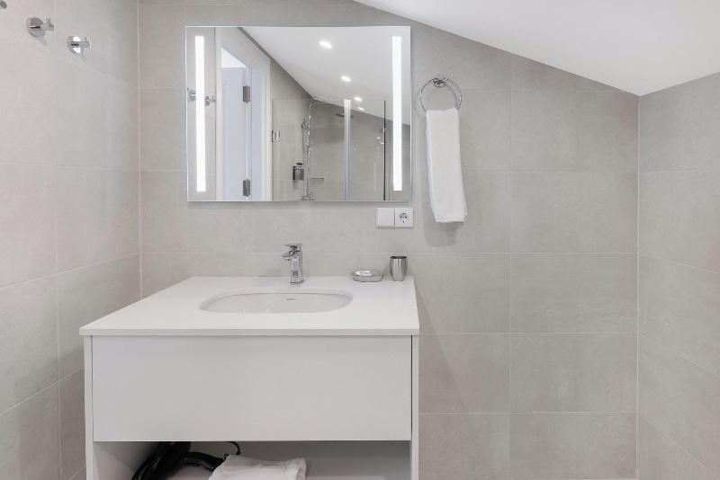 Boulevard Hotel Batumi - Oda