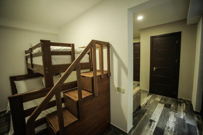 Borjomi Underwood Hotel - Oda
