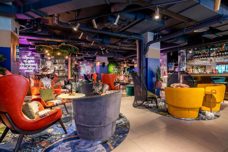 Yotel Manchester Deansgate - Lobi