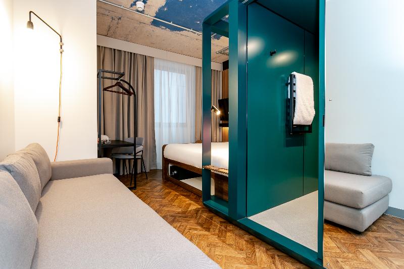 Yotel Manchester Deansgate - Oda
