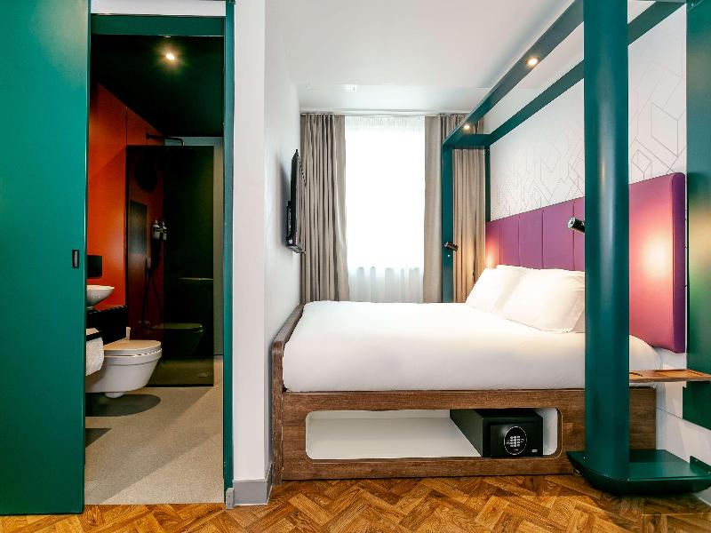 Yotel Manchester Deansgate - Oda