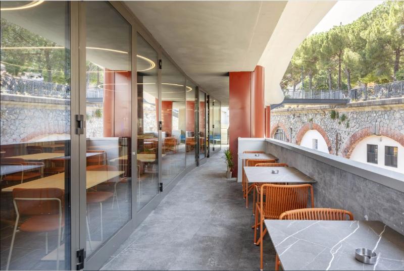 B&B Hotel Genova City Center - Teras