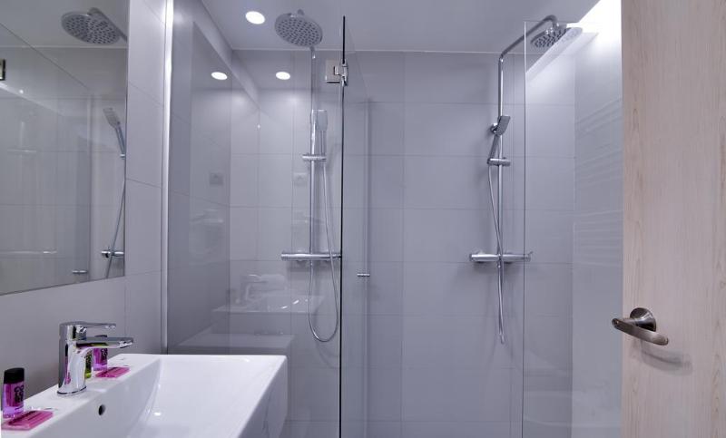 B&B Hotel Donostia San Sebastian Aeropuerto - Genel