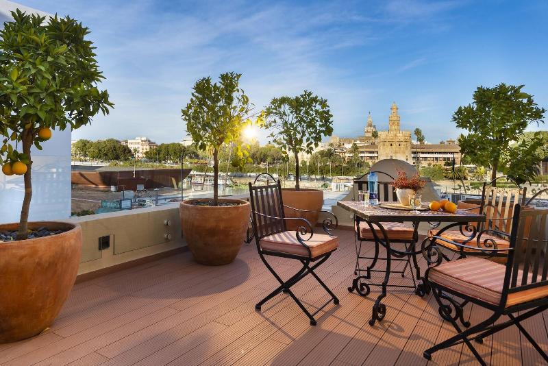 Casa del Poeta Triana Suite & Homes Seville - Genel
