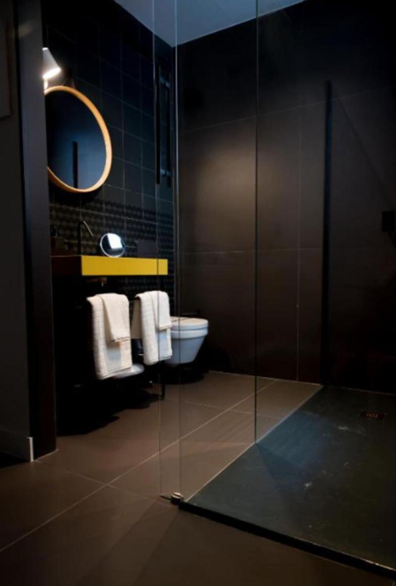 Welldone Quality-Crystal Pool - Oda