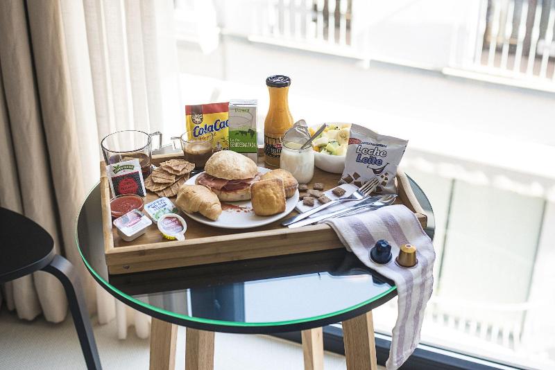 Welldone Quality-Crystal Pool - Restoran