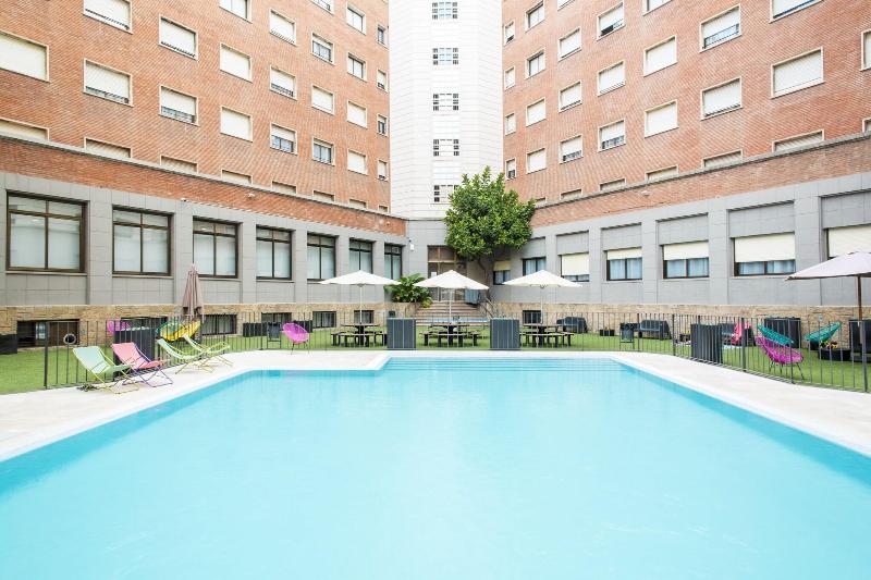 Residencia Universitaria Barcelona Diagonal - Genel