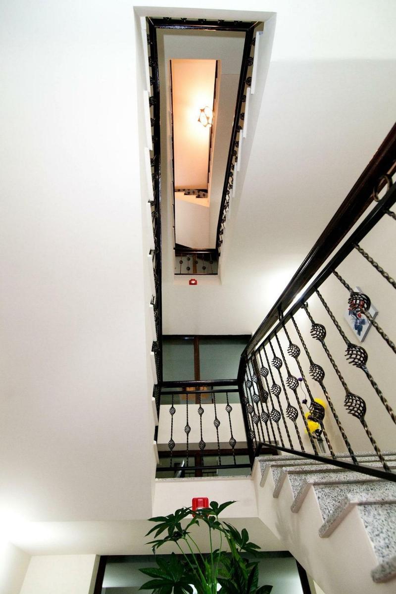 Hotel Ellegance - Lobi