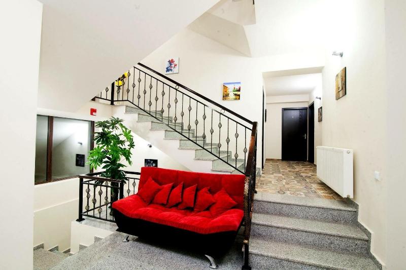 Hotel Ellegance - Lobi