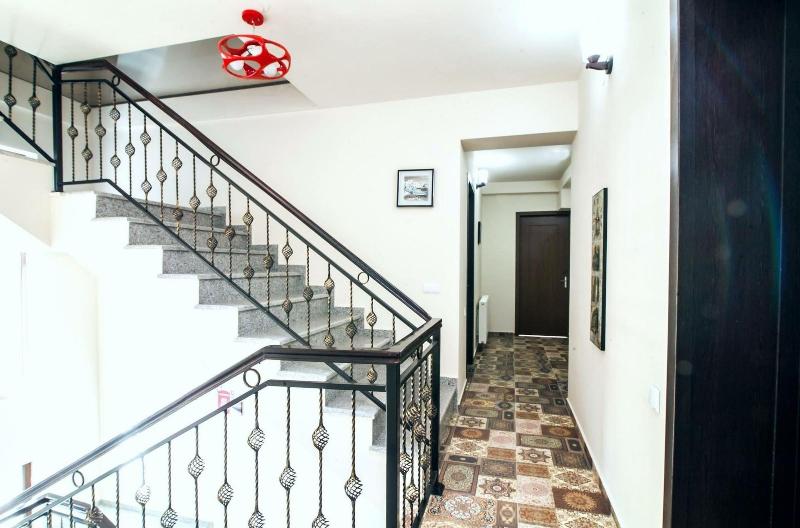 Hotel Ellegance - Lobi