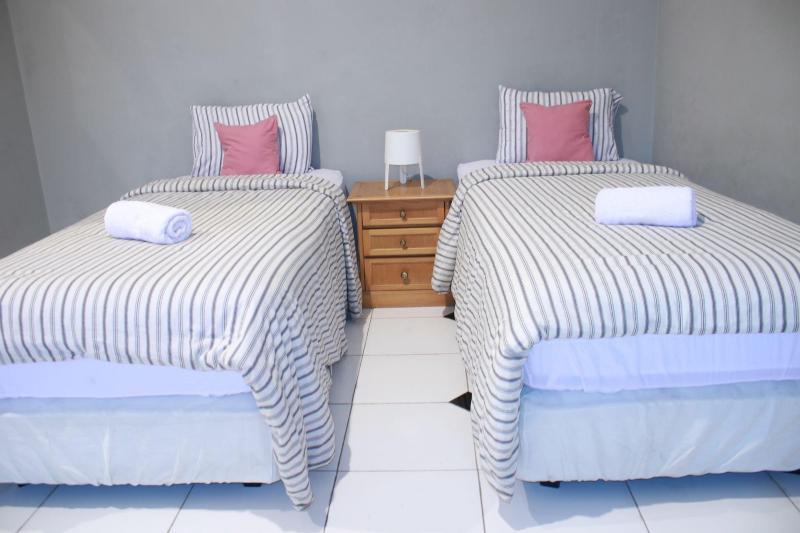 Manggolo Homestay Syariah - Oda
