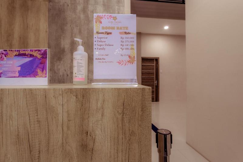 Giri Palma Hotel - Lobi