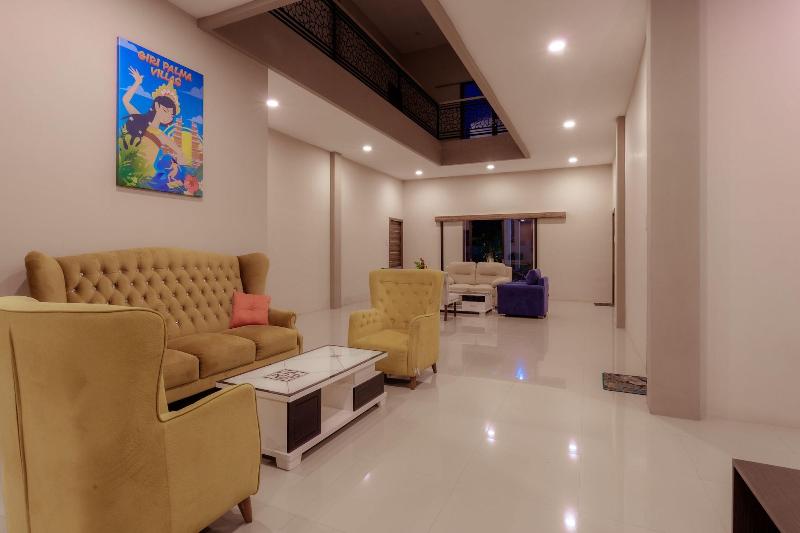 Giri Palma Hotel - Lobi