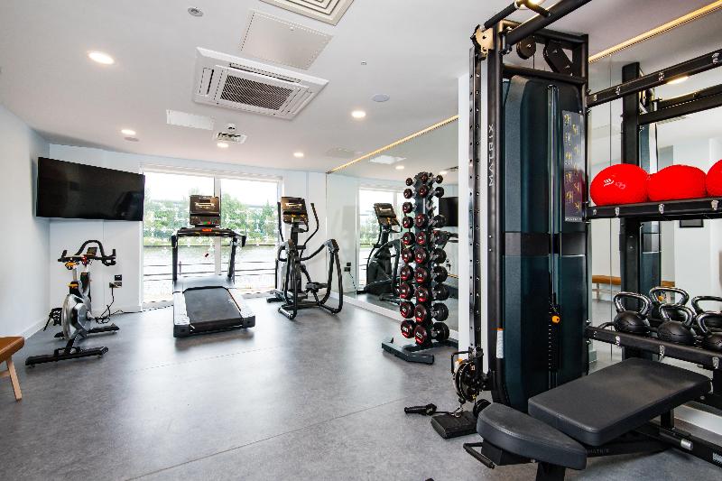 Staybridge Suites Cardiff - Aktivite