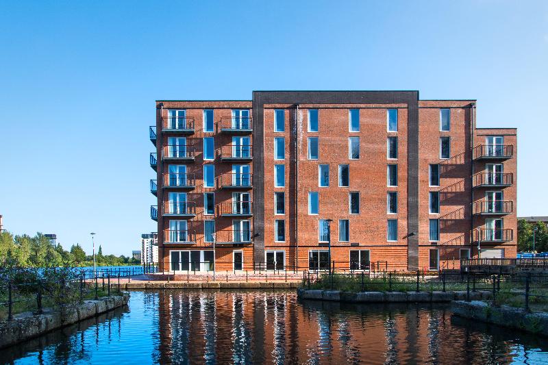 Staybridge Suites Cardiff - Genel