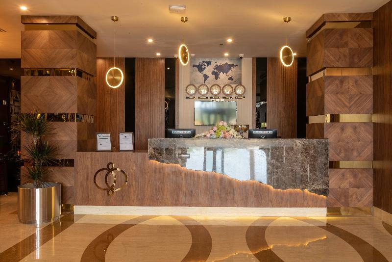 Emerald Hotel - Lobi