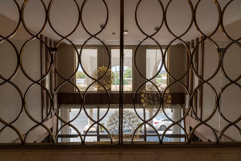 Emerald Hotel - Lobi