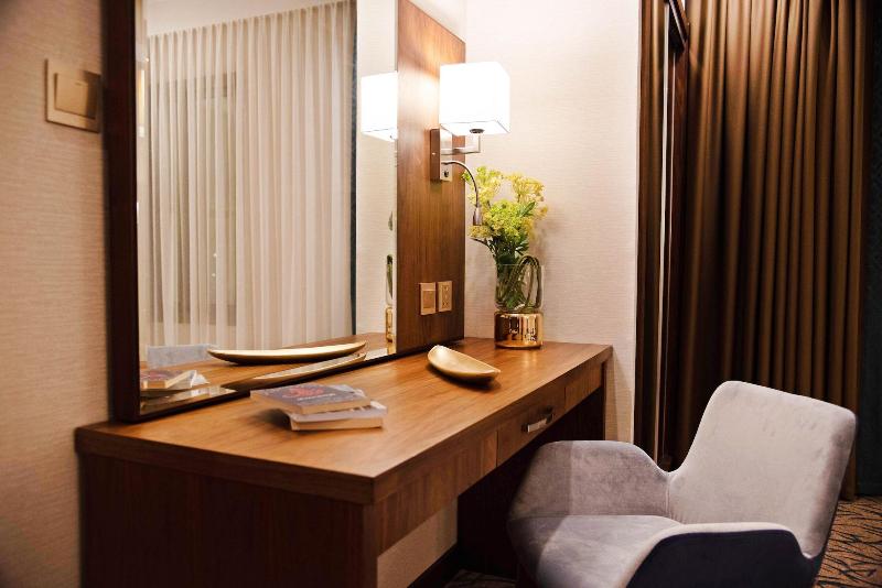 Emerald Hotel - Oda