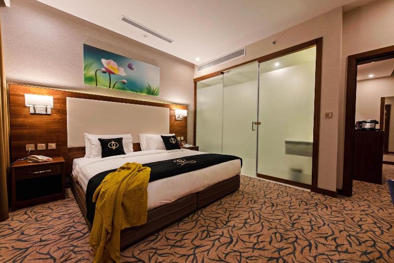 Emerald Hotel - Oda