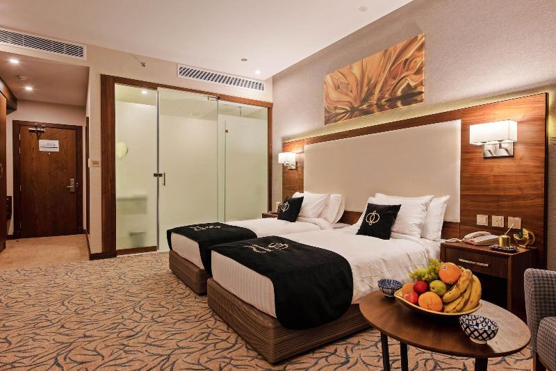 Emerald Hotel - Oda