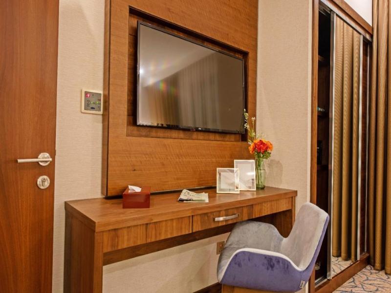 Emerald Hotel - Oda