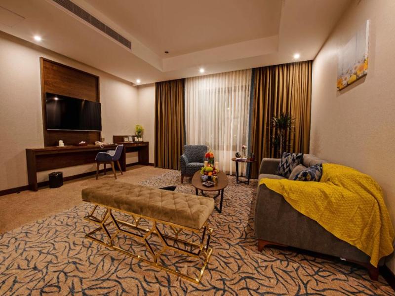 Emerald Hotel - Oda