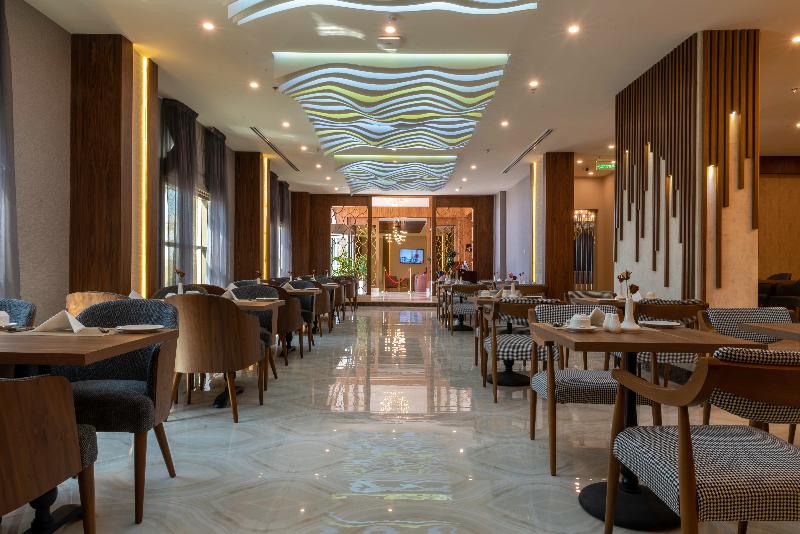Emerald Hotel - Restoran