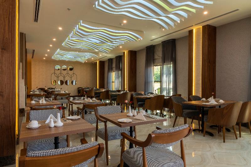 Emerald Hotel - Restoran