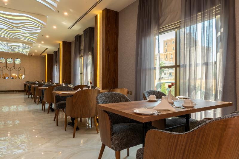 Emerald Hotel - Restoran